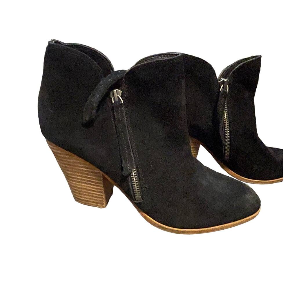 Dolce Vita Saira Zipper Ankle Suede Booties Size 9.5
